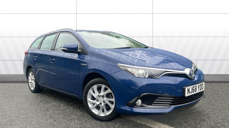 Toyota Auris 1.8 Hybrid Icon Tech TSS 5dr CVT Hybrid Estate